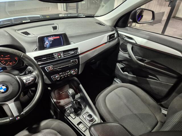 BMW X1 xDrive20i Centennial High Executive Navi | Trekhaak | Sensoren v+a