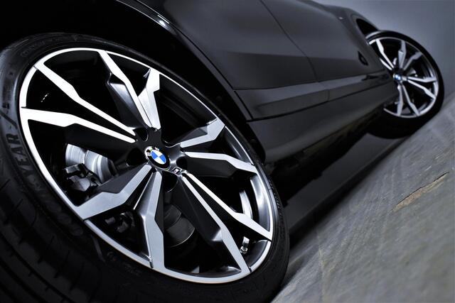 BMW X1 sDrive20i 192pk Automaat High Executive Pano/Camera/Head-up/Adap.cruise/Navi/Led/Stoelverw./Lmv20''