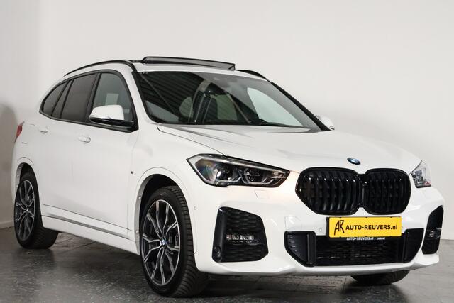 BMW X1 xDrive25e M-Sport / Pano / HUD / Pilot assist / Harmankardon