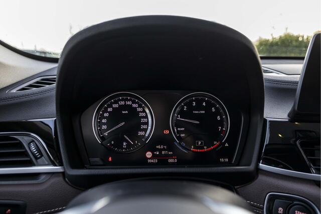 BMW X1 sDrive20i Business Edition | Head-up | Leder