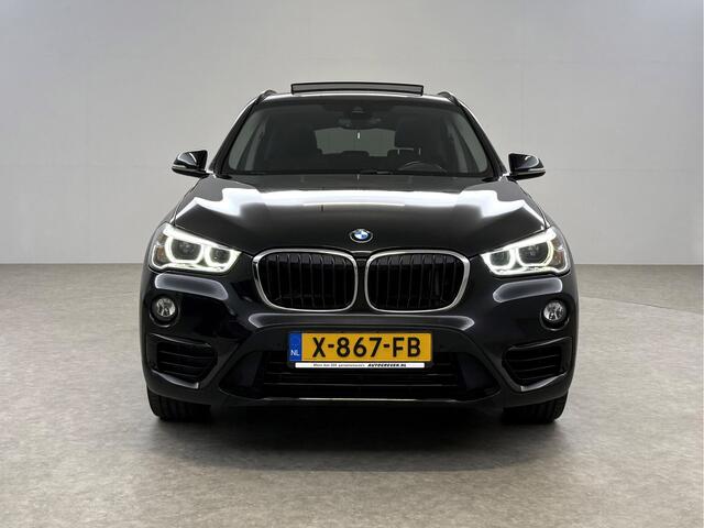 BMW X1 sDrive20i M-Sport | Pano | Camera | Sfeer | Trekh. | Stoelverw. | Keyless | Cruise