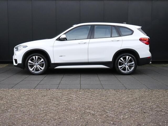 BMW X1 sDrive20i High Executive | LEDER | PANO-DAK | HEAD-UP | PDC | CRUISE | STOELVERW. |