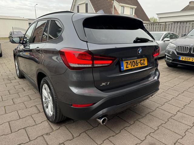 BMW X1 xDrive25e Leder Navi Apple CarPlay BMW X1 xDrive25e Leder Gr Navi