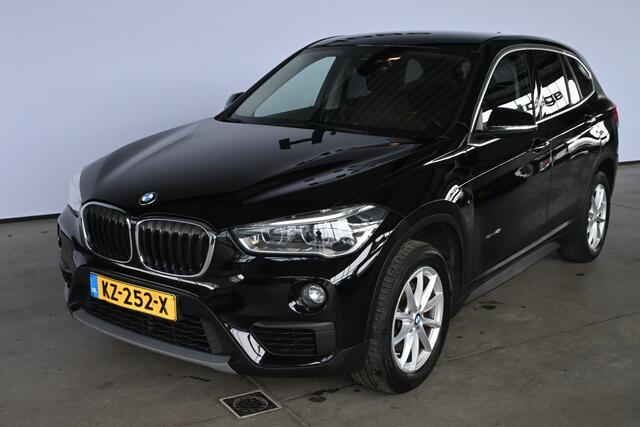 BMW X1 sDrive18i Centennial Executive Clima Navigatie LED Goed Onderhouden! Inruil Mogelijk!