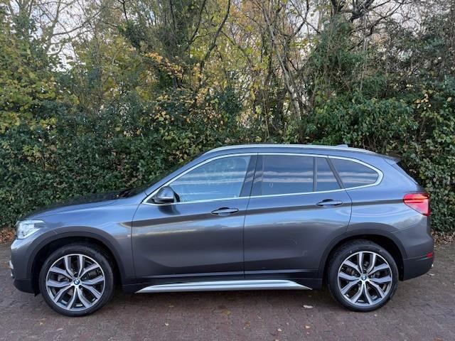 BMW X1 XDRIVE 20i HIGH EXECUTIVE THAAK/PANO/HLEER/HUP/LED/HARMAN KARDON
