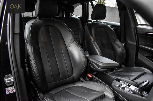 BMW X1 sDrive18i Executive | Navigatie | Leder | Camera | 18"LM | NL Auto