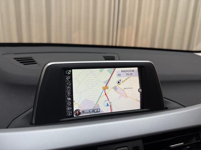 BMW X1 sDrive20i Leder / Navigatie / Cruise / Afn. Trekhaak / PDC / 17'' LMV