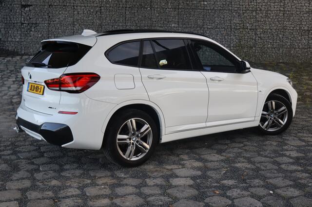 BMW X1 sDrive18i M Sport | Schuifdak | Camera | Stoelverwarming