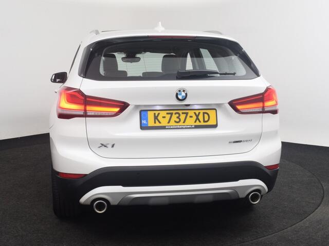 BMW X1 sDrive20i High Executive | 1e Eigenaar o Dealeronderhouden