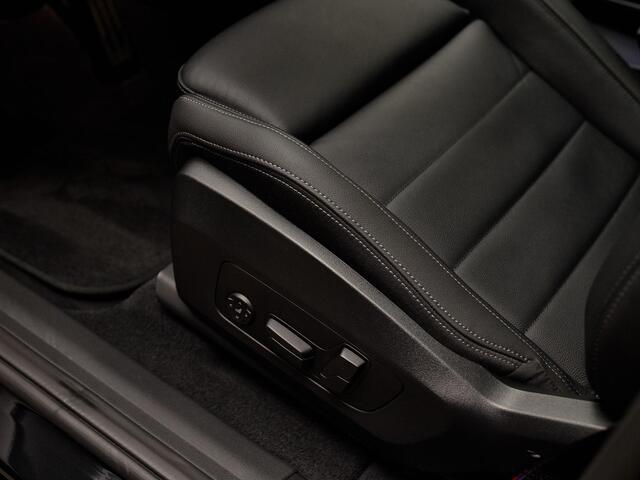 BMW X1 xDrive30e M Sport Pro, pano, tr.haak, H/K, 20", HUD, ACC, keyless, privacy