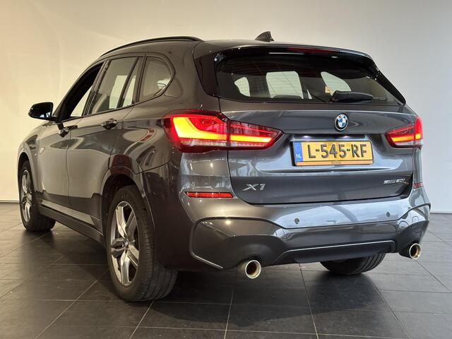 BMW X1 sDrive20i Business Edition Plus M SPORT | NAVIGATIE | ACHTERUITRIJCAMERA | PARKEERSENSOREN VOOR-/ACHTER | STOEL-/STUURVERWARMING