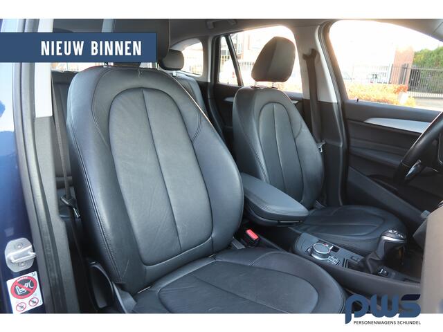 BMW X1 sDrive18i Centennial High Executive Leer / Trekhaak / Navi / Automaat / PDC / Clima / Stoelverw. etc etc.