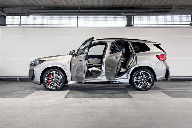 BMW X1 xDrive25e | M Sportpakket Pro | Premium Pack | Travel Pack | Trekhaak