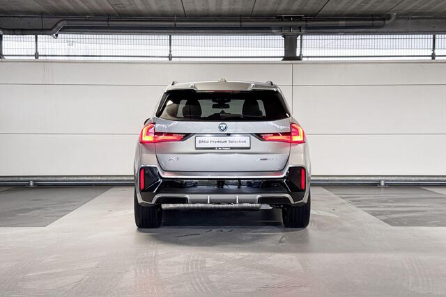 BMW X1 xDrive25e | M Sportpakket Pro | Premium Pack | Travel Pack | Trekhaak