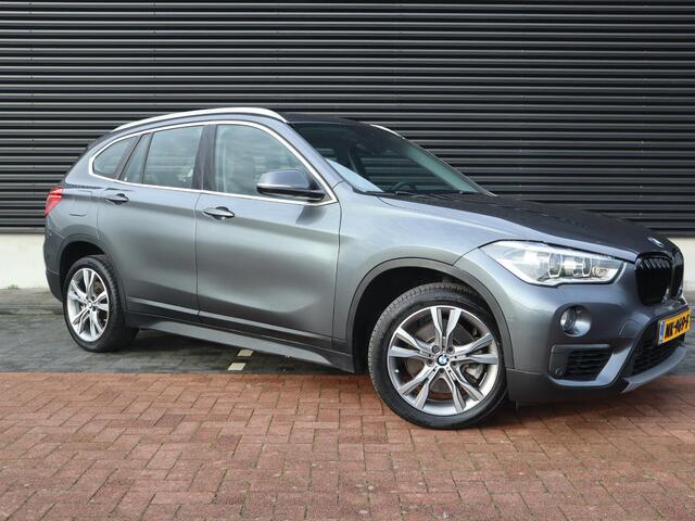 BMW X1 sDrive20i Centennial High Executive | Clima | Cruise | Navi | Leder | Stoelverwarming | Pano | Parkeer-assistent |