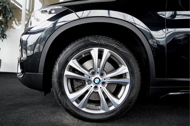BMW X1 sDrive20i Sport-Line | NL Auto !