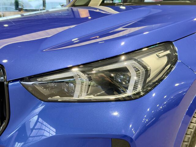 BMW X1 xDrive25e High Executive M-Sport | Panorama | HUD | 360 Camera | Stoelverwarming | Carplay/Android