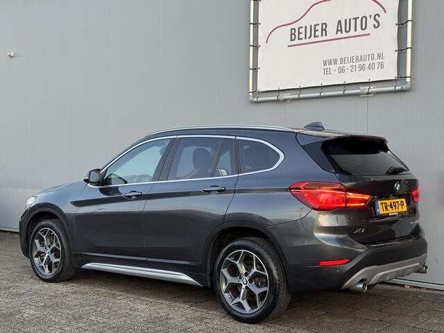 BMW X1 sDrive20i Orange Edition II Automaat Navigatie/Camera/Leer.