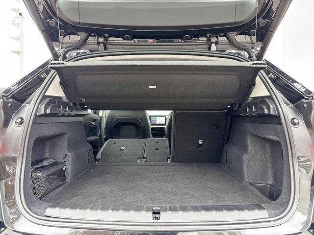 BMW X1 sDrive18i Comfort Acces / Electrische Zwenkhaak / Binnen & Buitenspiegel Automatisch Dimmend / Stoelverwarming / Adaptieve Led verlichting /