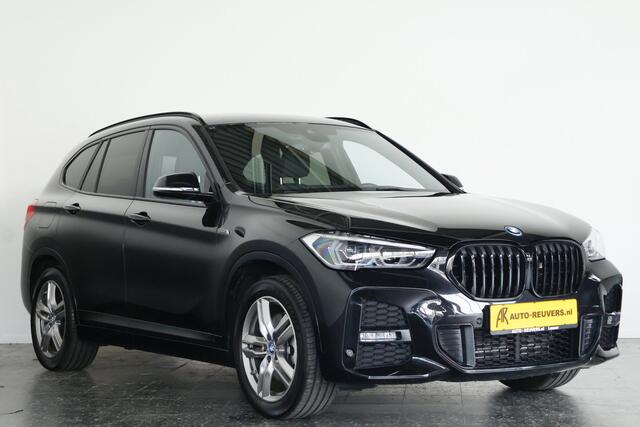 BMW X1 xDrive25e M-Sport / Opendak / LED / HUD / Navi / Cam