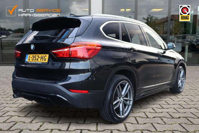 BMW X1 sDrive18i High Executive | Pano | Camera | Trekhaak |