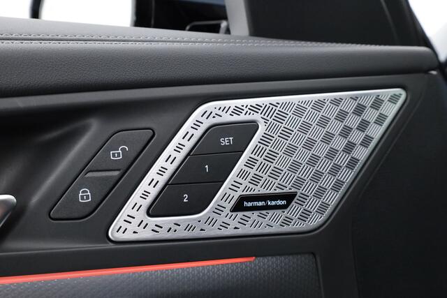 BMW X1 xDrive30e M Sport | Pano | Elek. trekhaak | HUD | Keyless | 360cam | Stoel- Stuurverw. | H&K