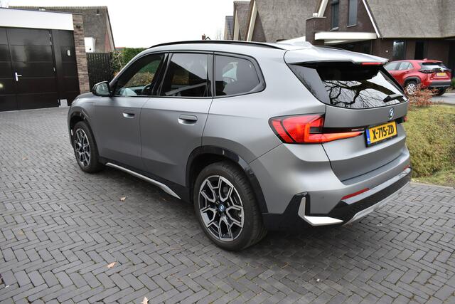 BMW X1 xDrive25e '24 245PK PANO, TREKH, ACC 29DKM!