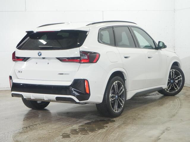 BMW X1 xDrive30e | M-Sport | Panorama | Harman/kardon | Trekhaak | Co Pilot | Stuur + stoelverw. | Elek. stoelverst. | 360 cam