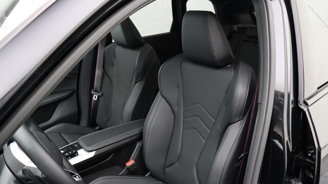 BMW X1 xDrive30e M-Sport Pro | Massage | Harman/Kardon | Panoramadak | Head-up | Trekhaak