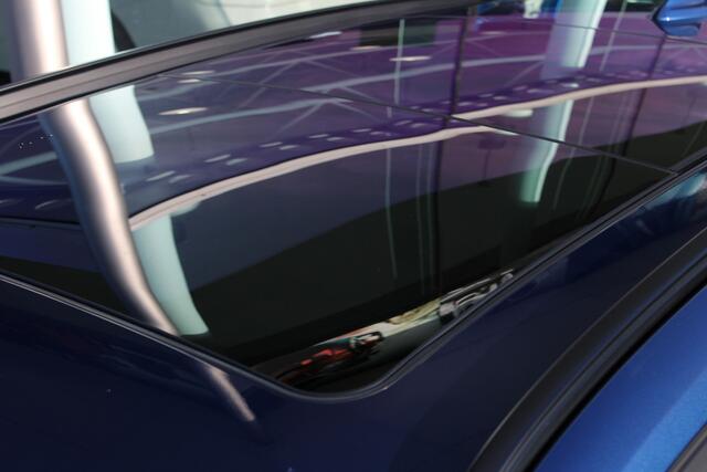 BMW X1 xDrive25e Sport Line Automaat / Panoramadak / Trekhaak / Sportstoelen / Comfort Access / Adaptieve LED / Park Assistant / Navigatiesysteem