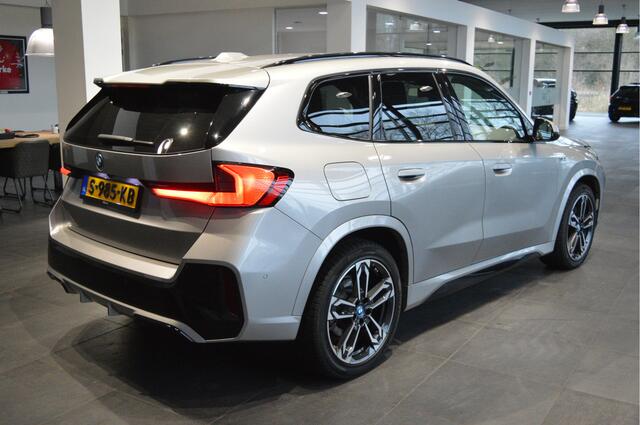 BMW X1 xDrive30e M-SPORT keyless navi cruise camera 19 inch !!