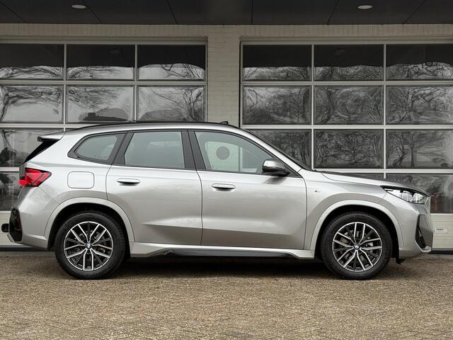 BMW X1 sDrive18i M SPORT | PANORAMA | PREMIUM PACK | ADAPT. CRUISE | KEYLESS ENTRY | STOELVERWARMING |