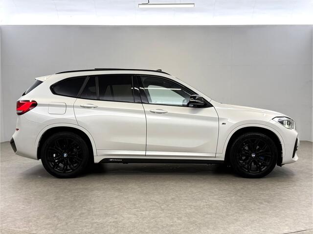 BMW X1 sDrive18i M-Sport | Pano | Camera | Sfeer | Trekh. | Navigatie | Stoelverw. | Cruise
