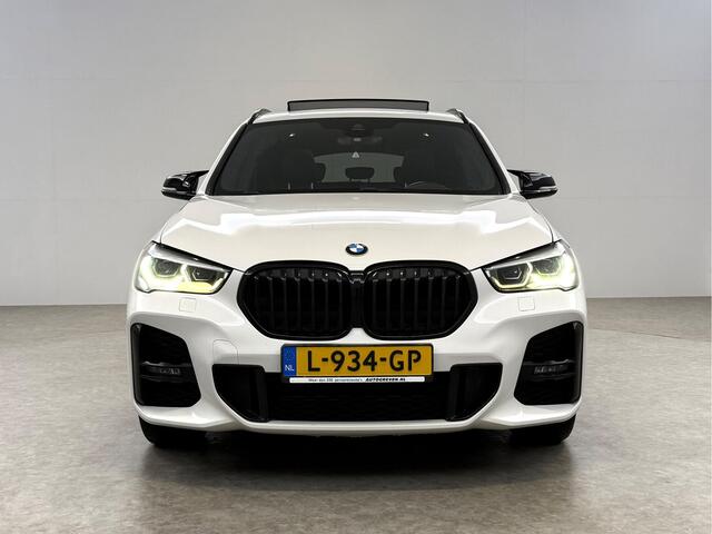 BMW X1 sDrive18i M-Sport | Pano | Camera | Sfeer | Trekh. | Navigatie | Stoelverw. | Cruise