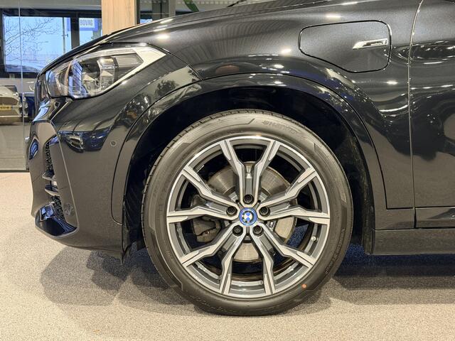 BMW X1 xDrive25e High Executive M-Sport | Camera | 19" | Stoelverwarming | Cruise | 4x4