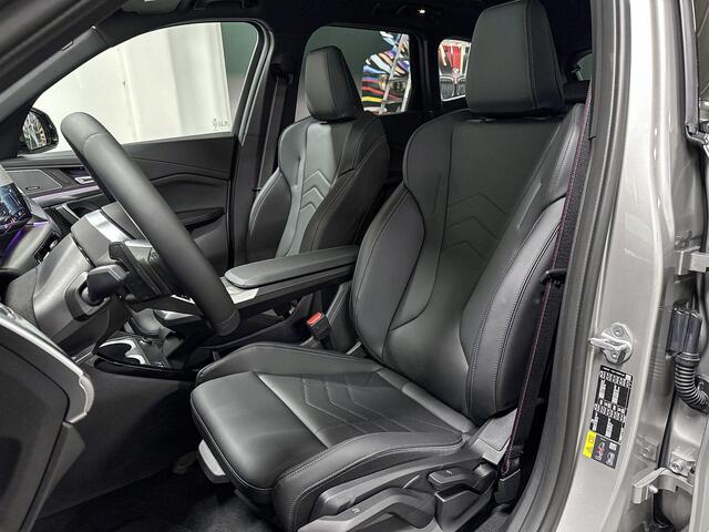 BMW X1 xDrive25e | M-Sport Pro | Travel Pack | Premium Pack | Driving Assistant | Harman/Kardon | Panoramadak | Comfort Access | Trekhaak