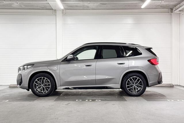 BMW X1 xDrive25e | M-Sport | Travel Pack | Premium Pack | Driving Assistant | Panoramadak | Comfort Access | Trekhaak
