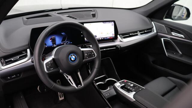 BMW X1 xDrive30e M-Sport Pro | Massage | Harman/Kardon | Panoramadak | Head-up | Trekhaak