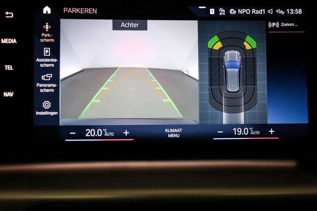 BMW X1 sDrive18i M-Sport | NAVI | DAB | APPLE | CAMERA | 19"