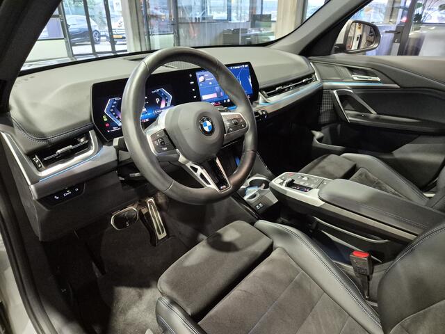 BMW X1 sDrive18i High Executive M-Sport | Camera | Stoelverwarming | Carplay/Android