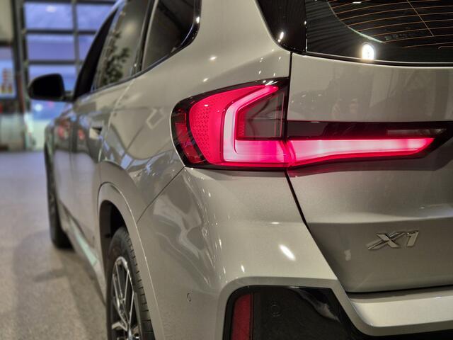BMW X1 sDrive18i High Executive M-Sport | Camera | Stoelverwarming | Carplay/Android