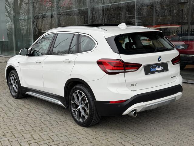 BMW X1 xDrive25e X-line | PANO | Camera | LED | Excecutive | Bestuurderassist-sys | ACC Snelh-/afstandsreg | Interesse in een bezichtiging of proefrit, bel of app met 06-24282842