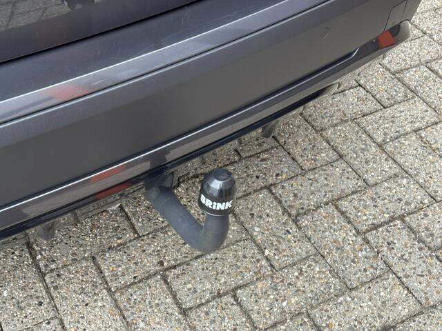 BMW X1 xDrive25e Business Edition Plus / PHEV / Winterset op velg / Camera / Navi / Trekhaak Afneembaar /