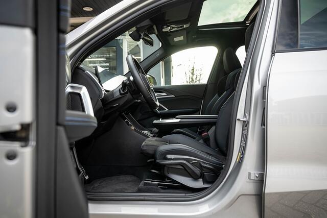 BMW X1 25e xDrive M Sport | Panorama | Shadow | ACC | 360° Camera | Head-Up | Adap. led | Stoelverwarming | 19' inch |