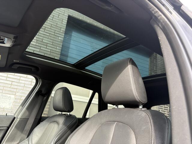 BMW X1 sDrive20i Business Edition Plus, pano, leder, navi, head-up