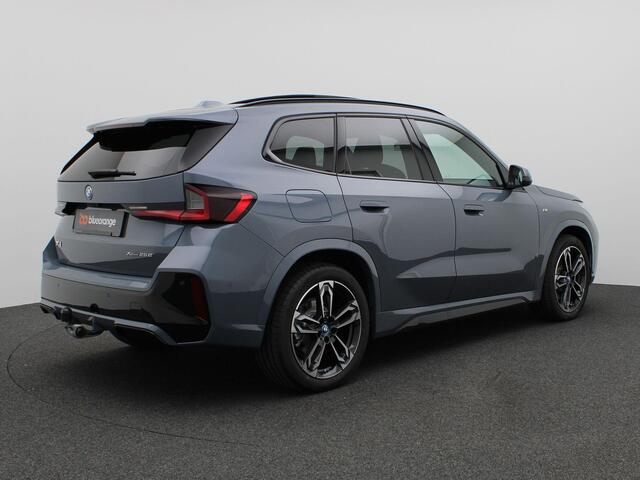 BMW X1 xDrive25e 245PK Aut. M-Sport, Pano-Schuifdak, Keyless, Digital Key, Stoelverwarming, LED verlichting, Trekhaak, 19" LM Velgen