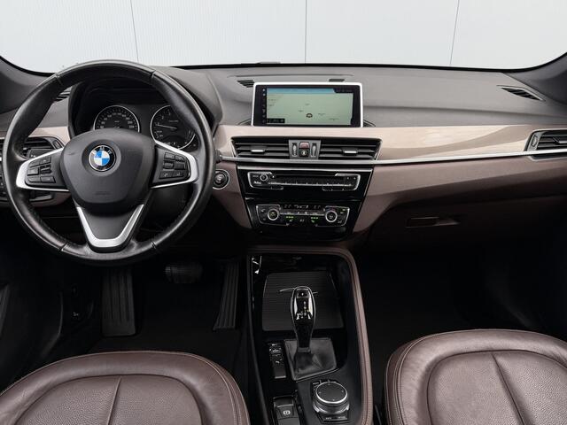 BMW X1 sDrive20i High Executive Automaat/Trekhaak/Leer/Navi.