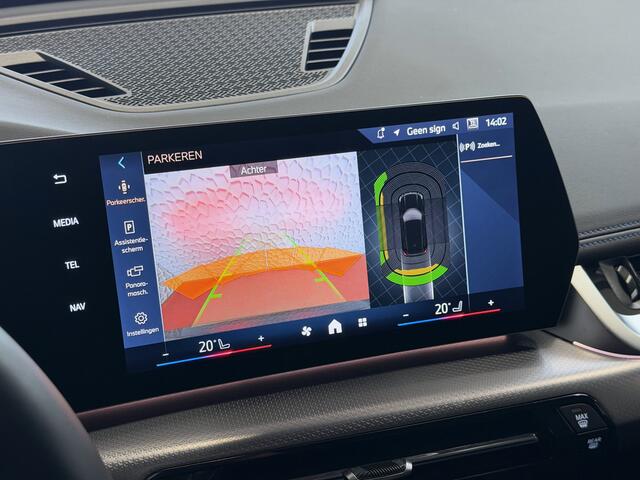 BMW X1 SDRIVE M-PAKKET ZWARTE SIERLIJSTEN NAVI LED ELEK.KLEP ADAP.CRUISE LEER/ALCANTARA CAMERA M-SPORT INTERIEUR / EXTERIEUR ? Top Auto's. Al 30 Jaar uw Bmw Specialist in , BMW M / M Sport / PHEV / HEV / Hybrid / Mhev / 25e / 30e / xDrive25e // xDrive30e / sDri