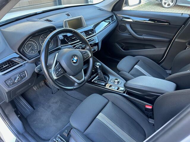 BMW X1 sDrive18i High Executive *NAVI*STOEL VERW*TREKHAAK*CRUISE-CONTROL*