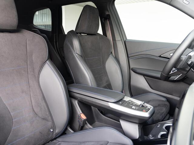 BMW X1 xDrive25e | M Sportpakket Pro | Innovation Pack | Comfort Access | Stoelverwarming | Head-Up Display | 19''